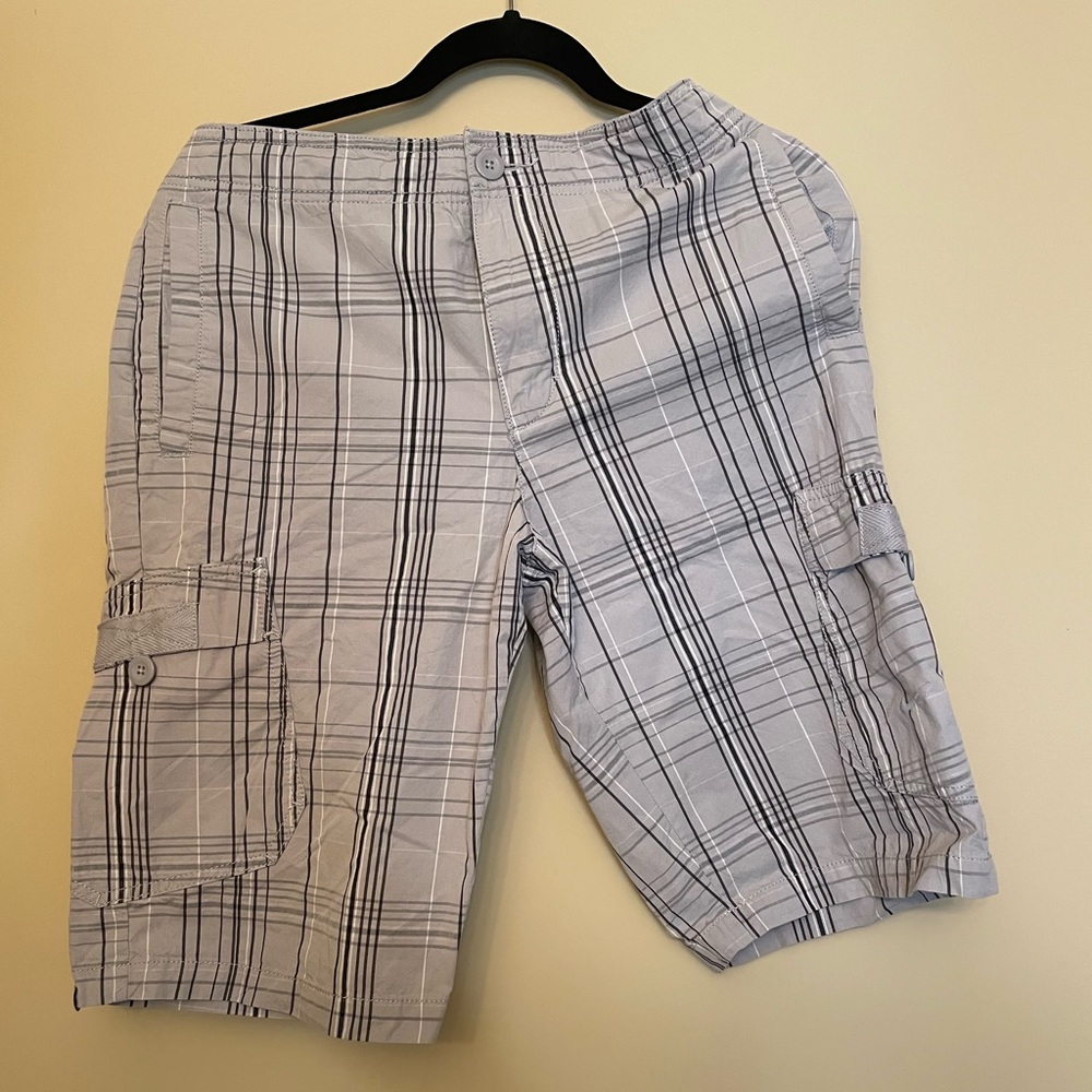 Nike cargo shorts Men’s Sz Small